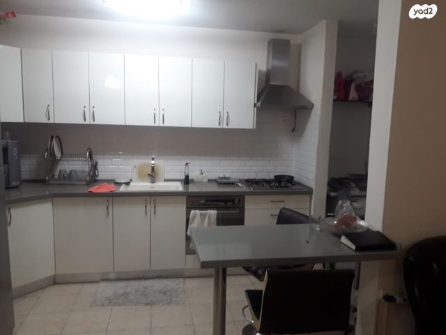 דירה, הרב זכריה מדאר 2, היובל, שרונה, רחובות