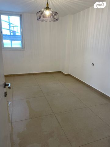 דירה, נחל קישון 13, רובע י"א, אשדוד