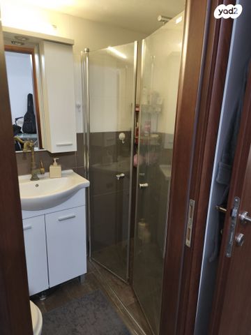 דירה, שבטי ישראל 5, קרית חיים מזרחית, חיפה