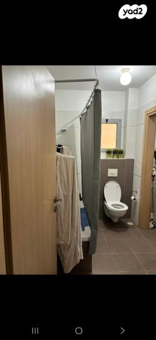 כנפי נשרים 9