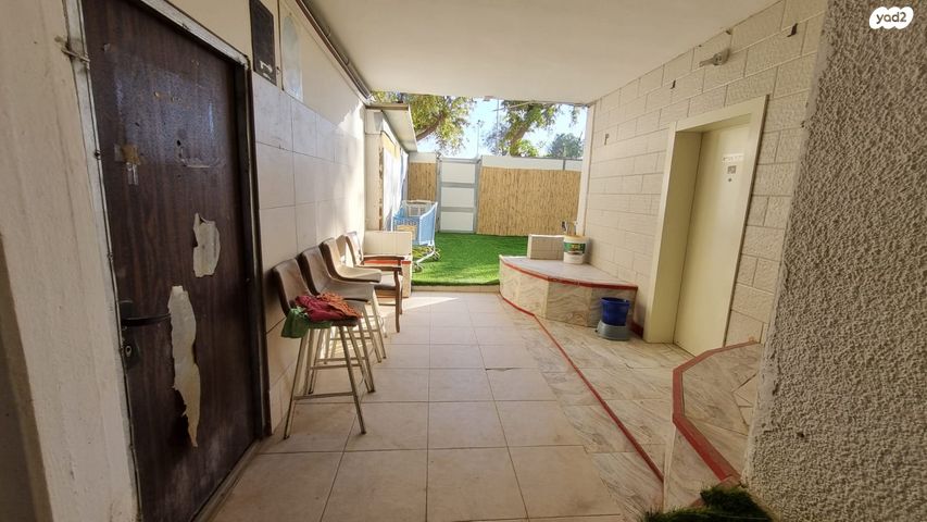 גוש עציון 54