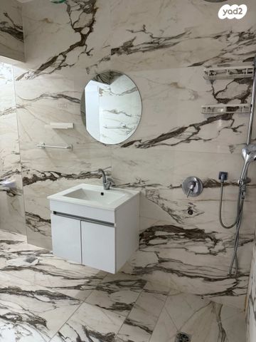 יעקב אחווה 77