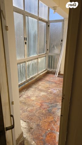 דירה, יהושע בן נון 24, המושבה היוונית, ירושלים