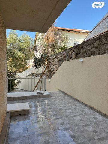 בית פרטי/ קוטג', הכלנית 13, מטולה, מטולה