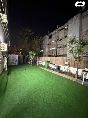 דירת גן, אילת 80, ג'סי כהן, חולון