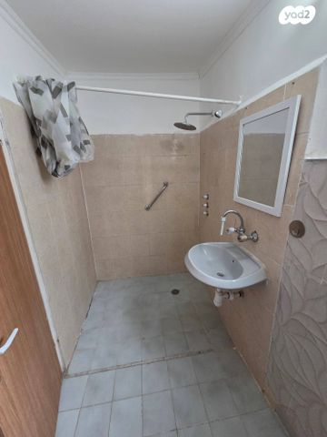 יחידת דיור, גוש חלב 2, נווה מרחב, פרדס חנה כרכור