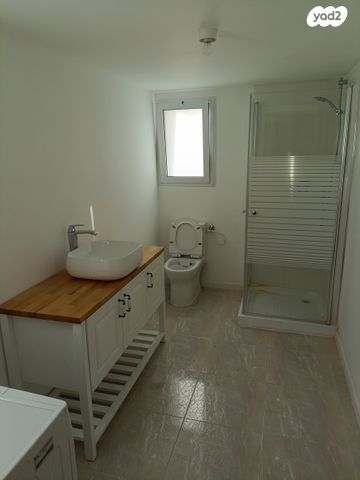 דירה, אריה בן אליעזר 18, נווה רם, שיכון מזרחי, רמת גן