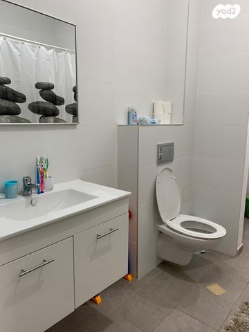 דירת גן, ספיר 36, רובע 10 חן, קצרין