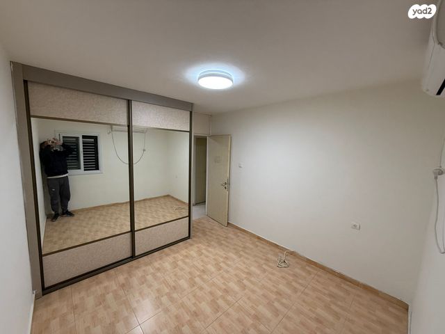 דירה, זלמן שז"ר 32, נווה עופר, תל כביר, תל אביב יפו