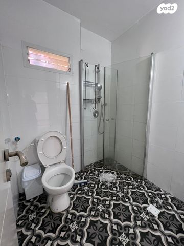 דירה, רות 1, גבעת ציון, אשקלון