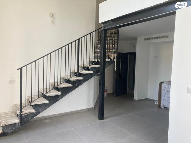 שדרות הנשיא 9