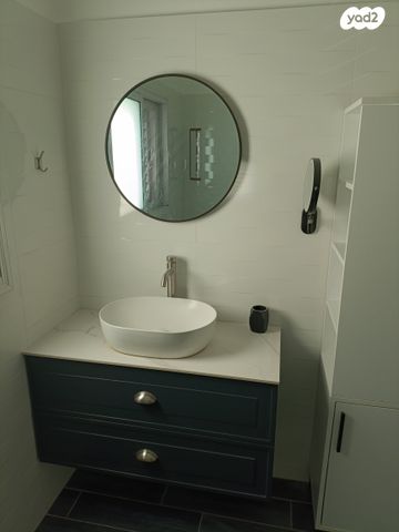 דירה, אריה בן אליעזר 18, נווה רם, שיכון מזרחי, רמת גן