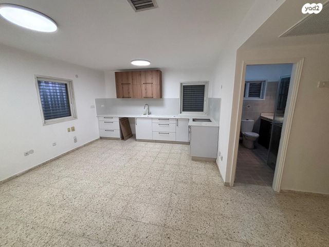 דירה, אורן 10, כוכב יאיר, כוכב יאיר / צור יגאל