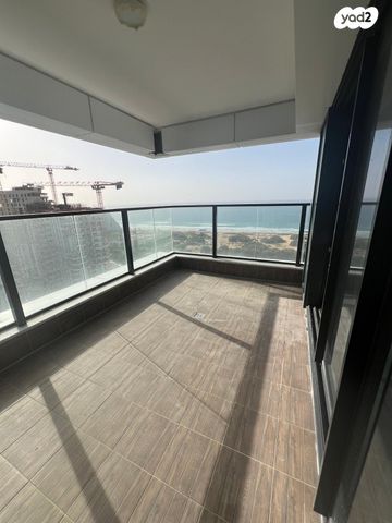 דירה, יהורם גאון 4, דרום חדש, פארק הים, בת ים