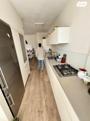 דירה, הפועל הצעיר 1, בורוכוב, גבעתיים