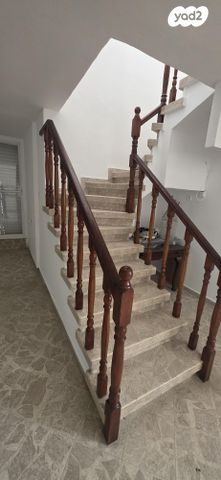 דירה, יחזקאל קזז 10, הראשונים, אור יהודה