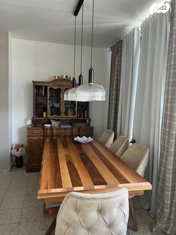 דירה, דרך השלום 18, ביצרון ורמת ישראל, תל אביב יפו