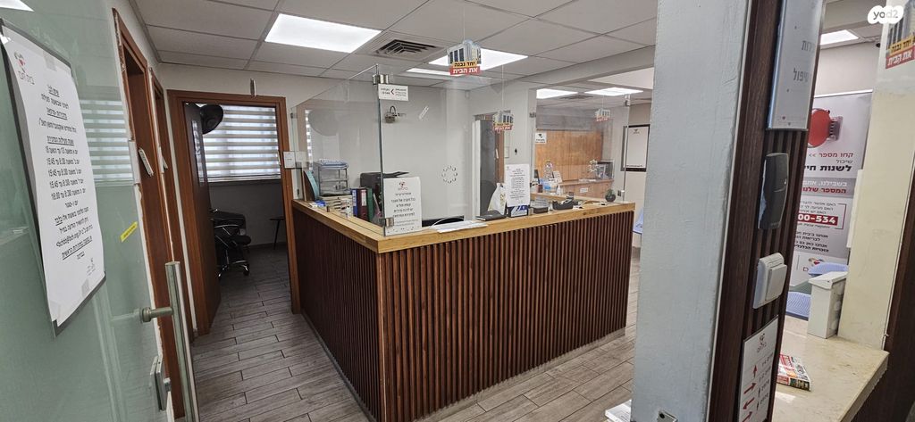 משרדים, הרב כהנמן 72, מרכז העיר, בני ברק
