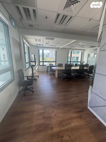 מדינת היהודים 85