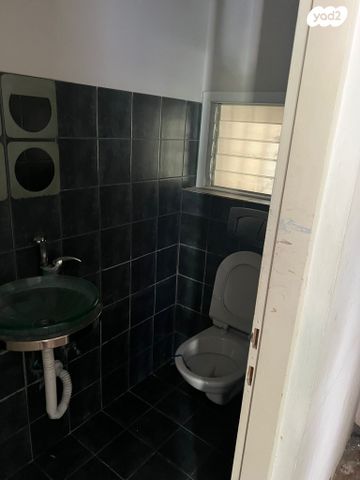 חנויות/ שטח מסחרי, אשתורי הפרחי 9, הצפון הישן - צפון, תל אביב יפו