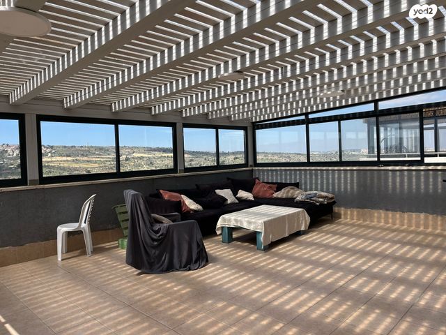 גג/ פנטהאוז