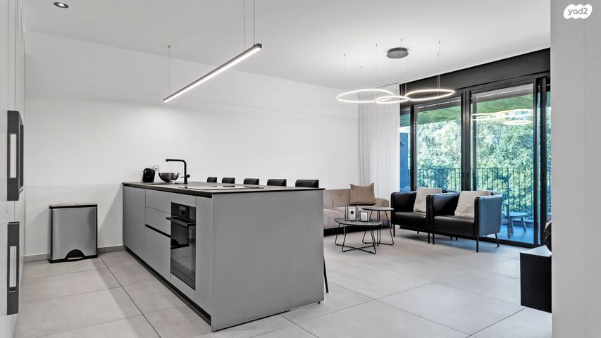 דירה, חרוזים, רמת גן