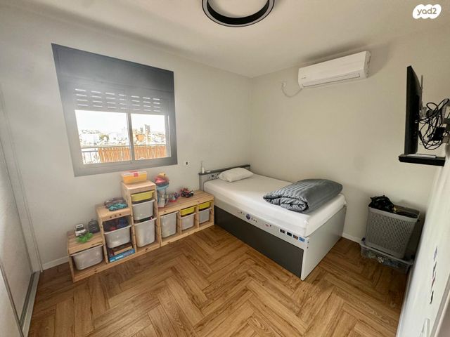 דירה, יצחק שדה 15, דרום מערב ותיק, בת ים