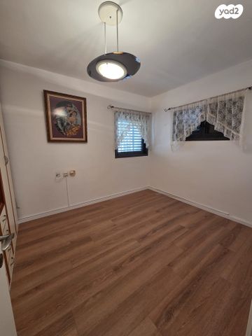 דירה, רעננה