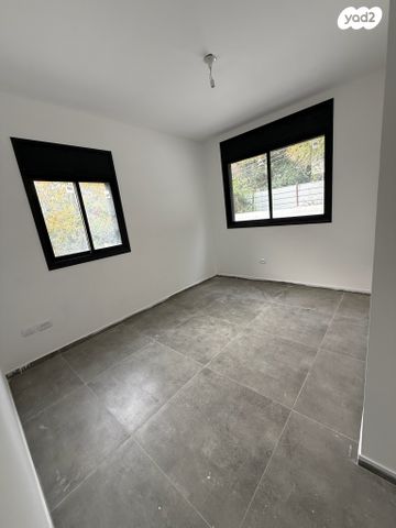 דירה, רחל 15, גבעת הרמבם, גבעתיים