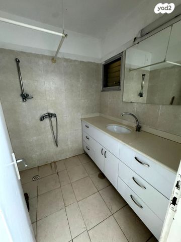 דירה, קרית מוצקין