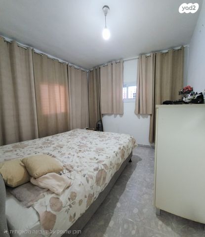 בית פרטי/ קוטג', שדרות העצמאות, החורש, קרית גת