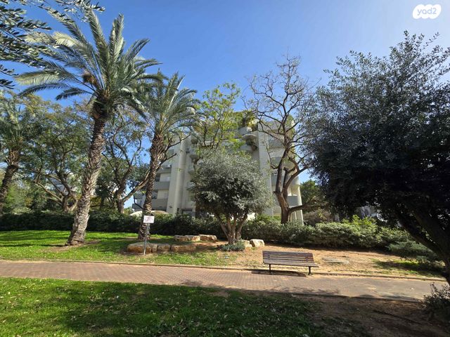 דירה, זלמן שניאור, מרכז, הרצליה