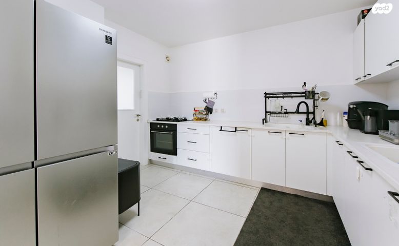 דירת גן, רב חנן, בית שמש