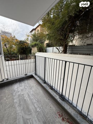 דירה, רחל 15, גבעת הרמבם, גבעתיים