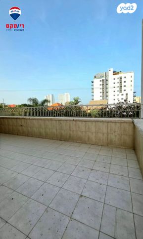 דירה, הרב בן איש חי, גבעת אולגה, חדרה