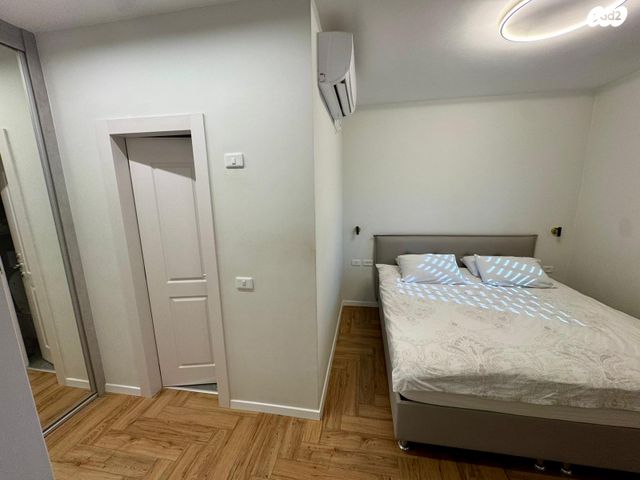 דירה, יצחק שדה 15, דרום מערב ותיק, בת ים