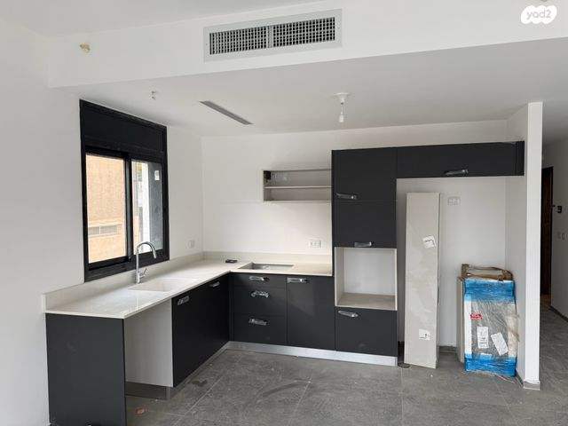 דירה, רחל 15, גבעת הרמבם, גבעתיים