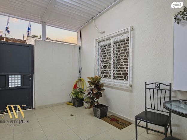 בית פרטי/ קוטג', משעול הדרור 16, דימונה