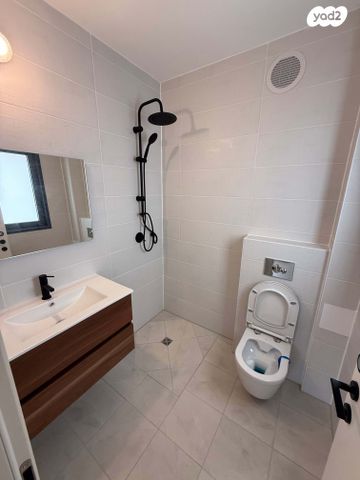 דירה, כרמי הנדיב, אחוזת רוטנר, קרית מלאכי