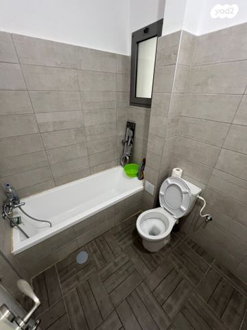 דירה, קרית מנחם, אופקים