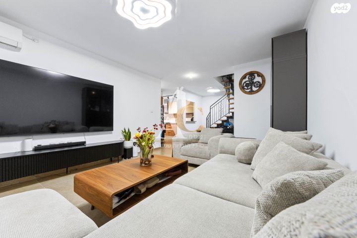 דופלקס, בית אליעזר, חדרה