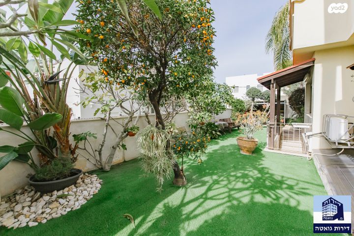 בית פרטי/ קוטג', נווה עוז, פתח תקווה