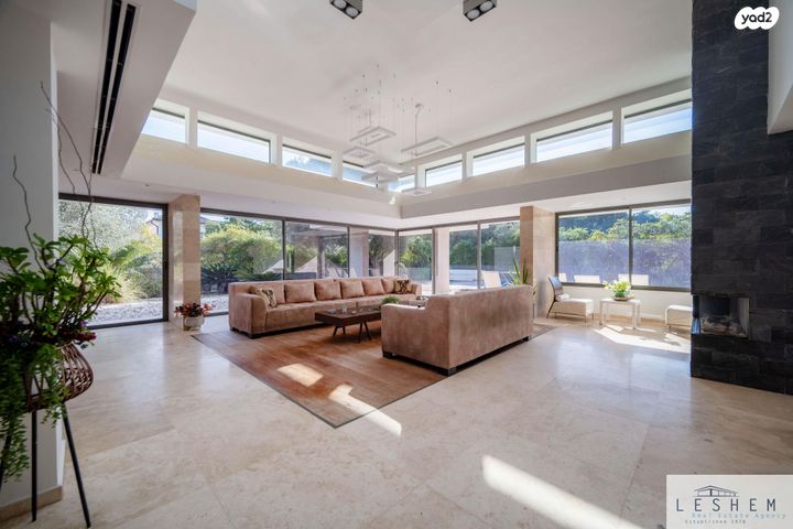 בית פרטי/ קוטג', סביון