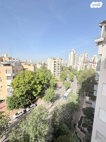 דירה, אריה בן אליעזר, נווה יהושע, ערמונים, רמת גן