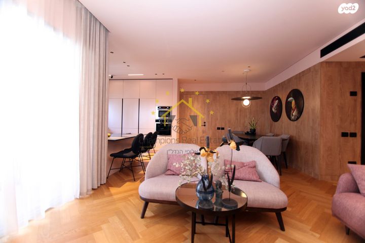 דירה, נתן יונתן, עיר ימים, נתניה