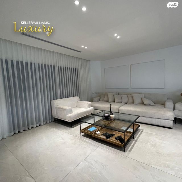 בית פרטי/ קוטג', דורשי ציון 8, נווה חיים, חדרה