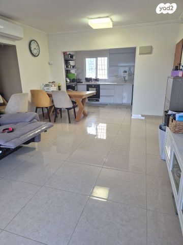 דירה, מבוא המלך עומרי 5, רובע י"ג, אשדוד