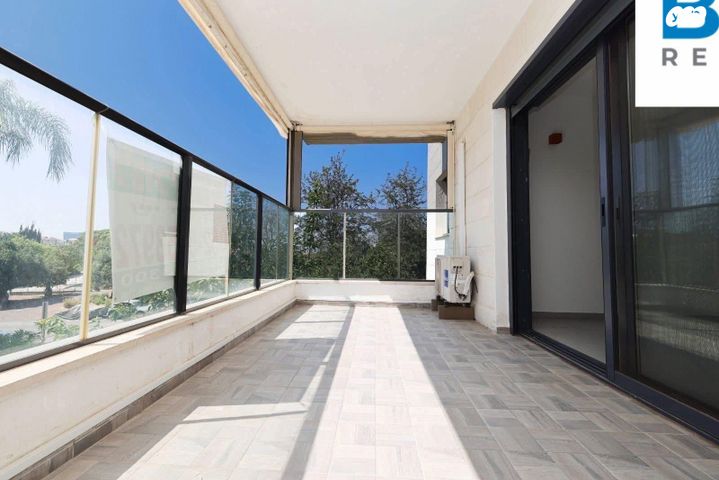 דירה, רעננה