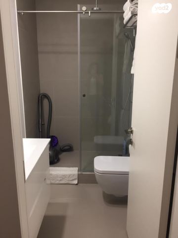 דירה, שדרות רוטשילד, תל אביב יפו