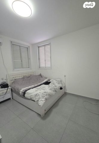 דירה, אריה בן אליעזר, נווה יהושע, ערמונים, רמת גן